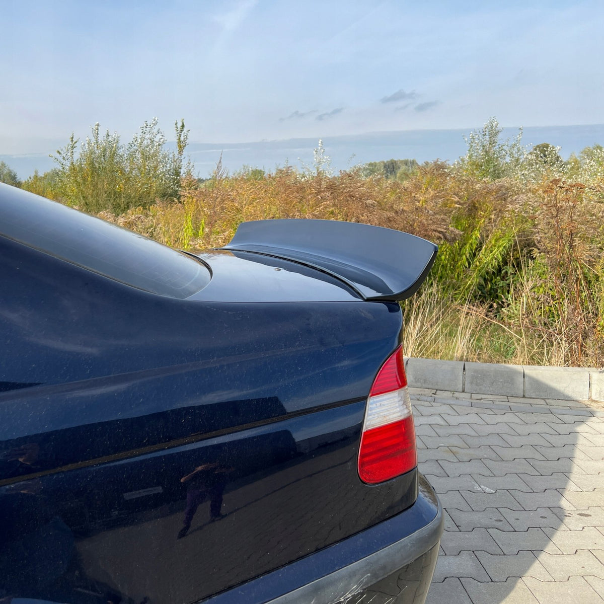 Spoiler Lotka Klapy BMW 3 E46 Sedan Ducktail Style Czarny Połysk (1997-2005)