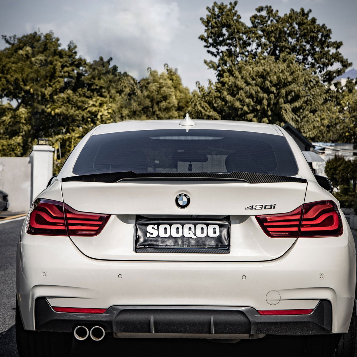 Karbonowy Spoiler Lotka Klapy BMW F32 M4 Style (Dry-Carbon)
