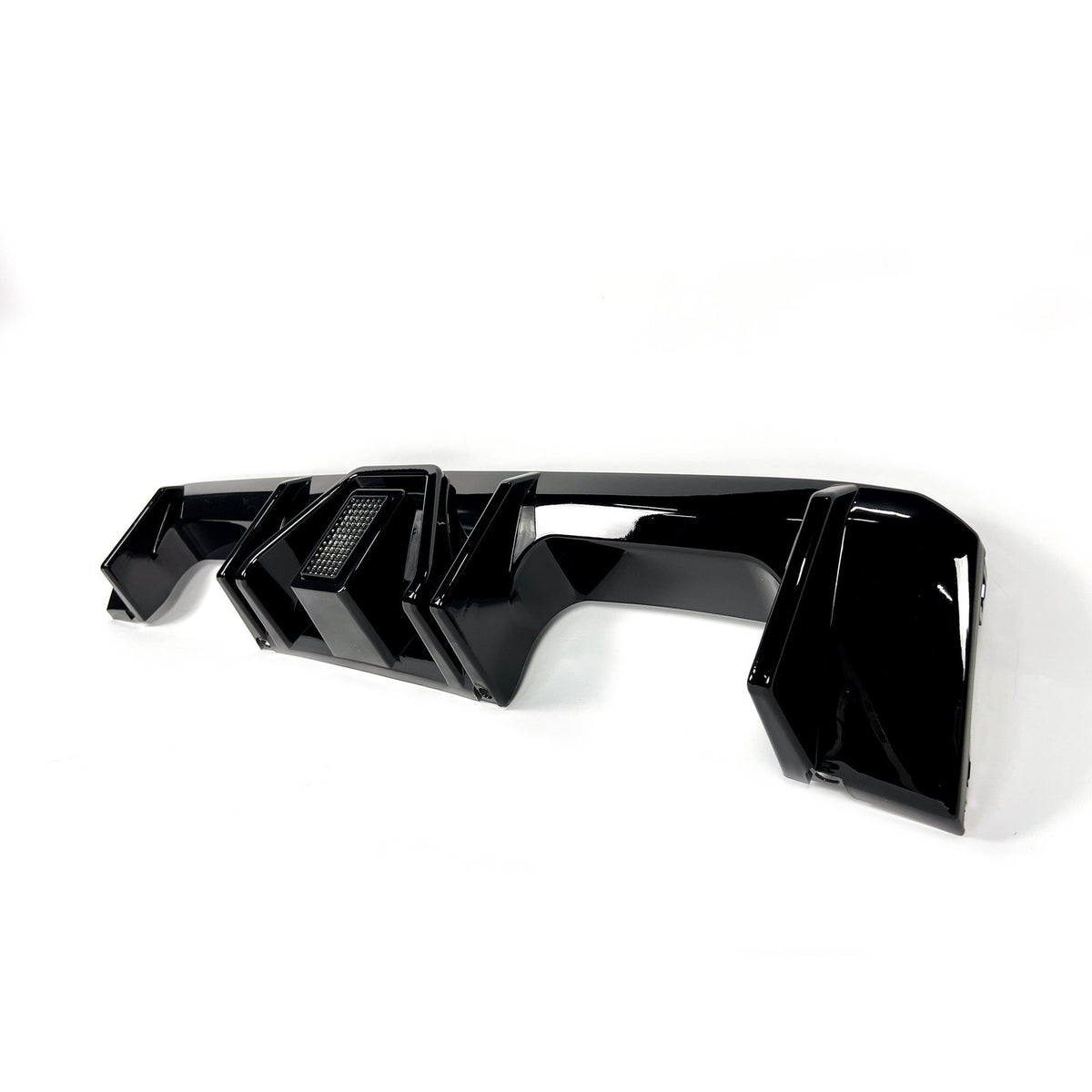Dyfuzor BMW M3 G80/G81 / M4 G82/G83 MP Style LED Czarny Połysk (2021+) 00--00