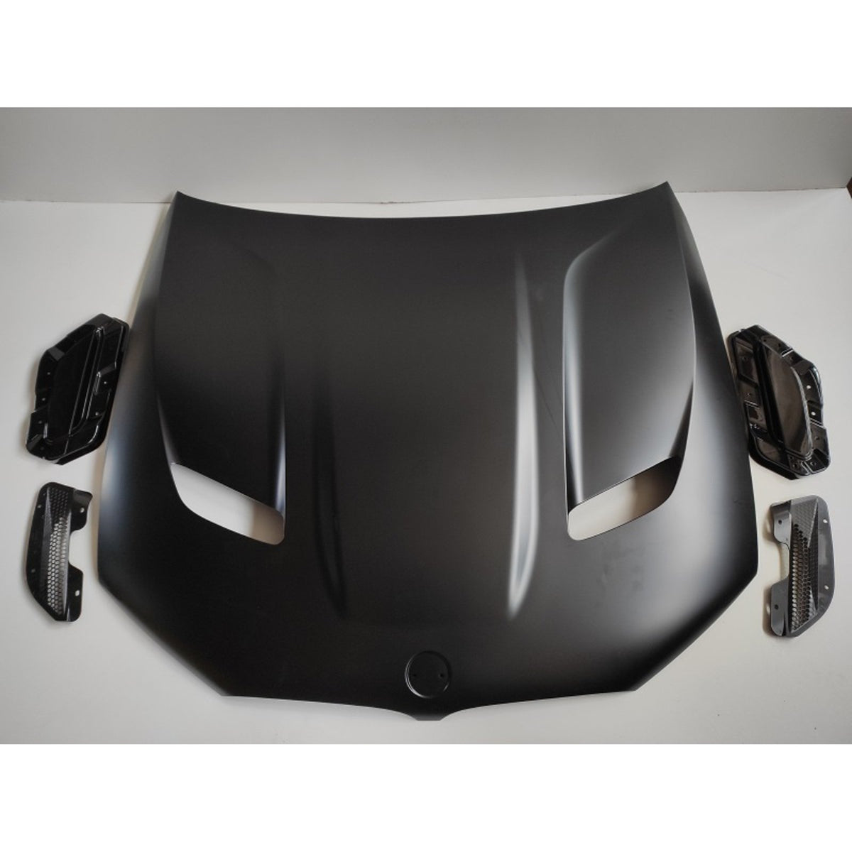Maska Pokrywa Silinika BMW G30 G31 F90 M5CS Style Aluminiowa 41007440427