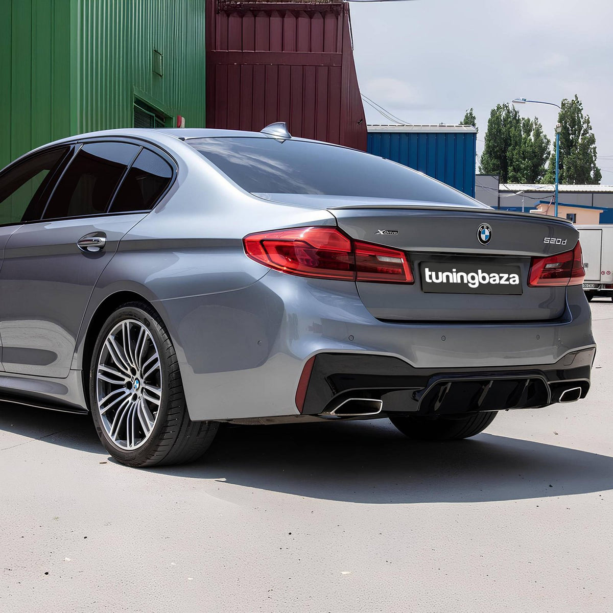 Dyfuzor Tylny BMW G30/G31 M5 Style Czarny Połysk (2017–2023) 00-00