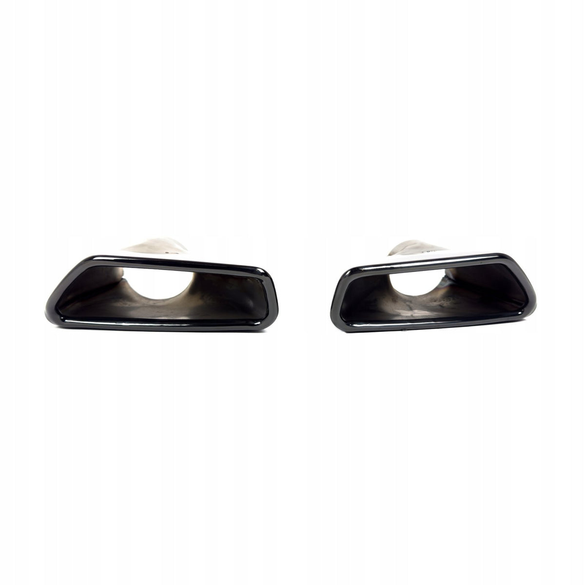 Końcówki Wydechu BMW Serii 5 G30/G31 530i B48 – Czarny Połysk, Styl OEM 66mm