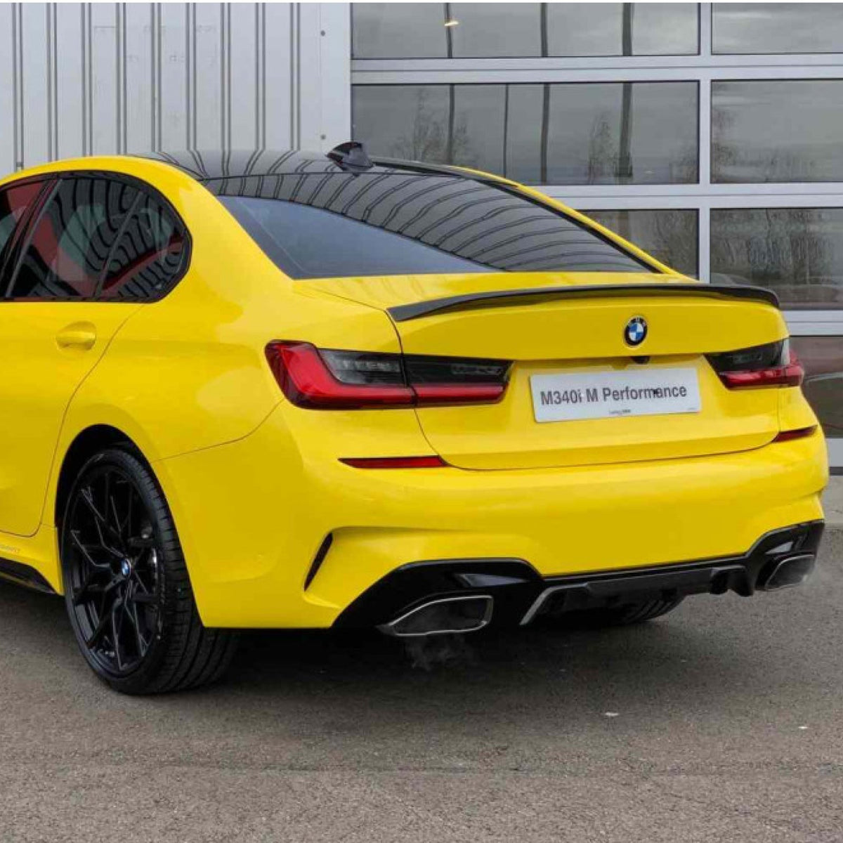 Bodykit BMW G20 PreLCI 340i M-Tech – Zderzaki + Progi + Dyfuzor + Końcówki wydechu