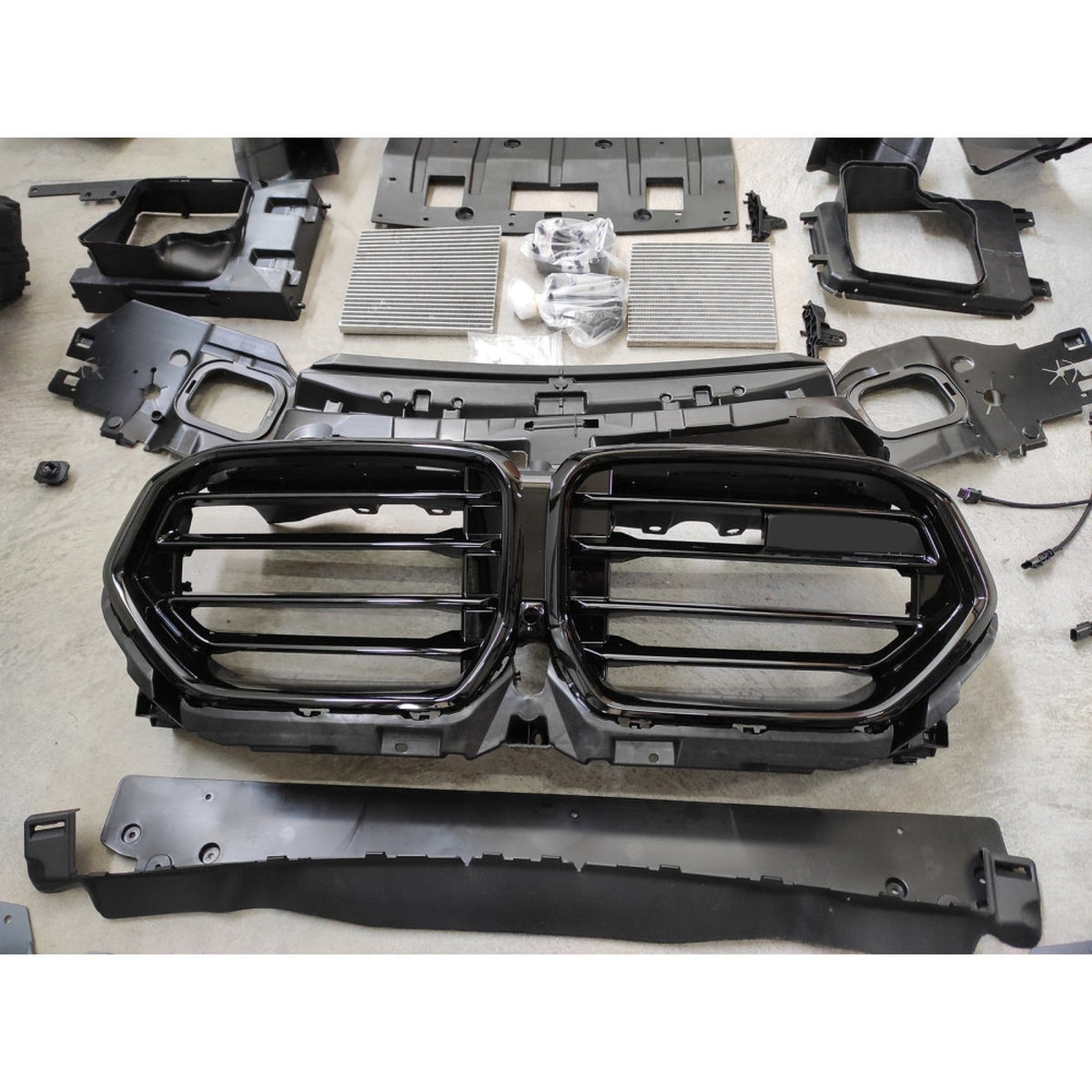 Bodykit Zderzaki Progi Lampy BMW G05 (2019–2022) – Konwersja na X5M F95