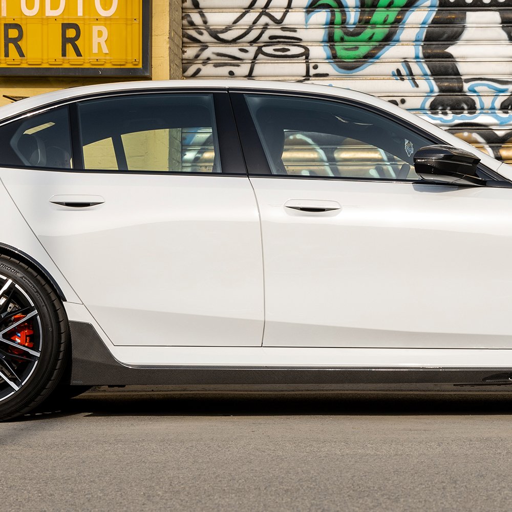 Karbonowe dokładki listwy pod progi do BMW M5 G90 w stylu SQ-B