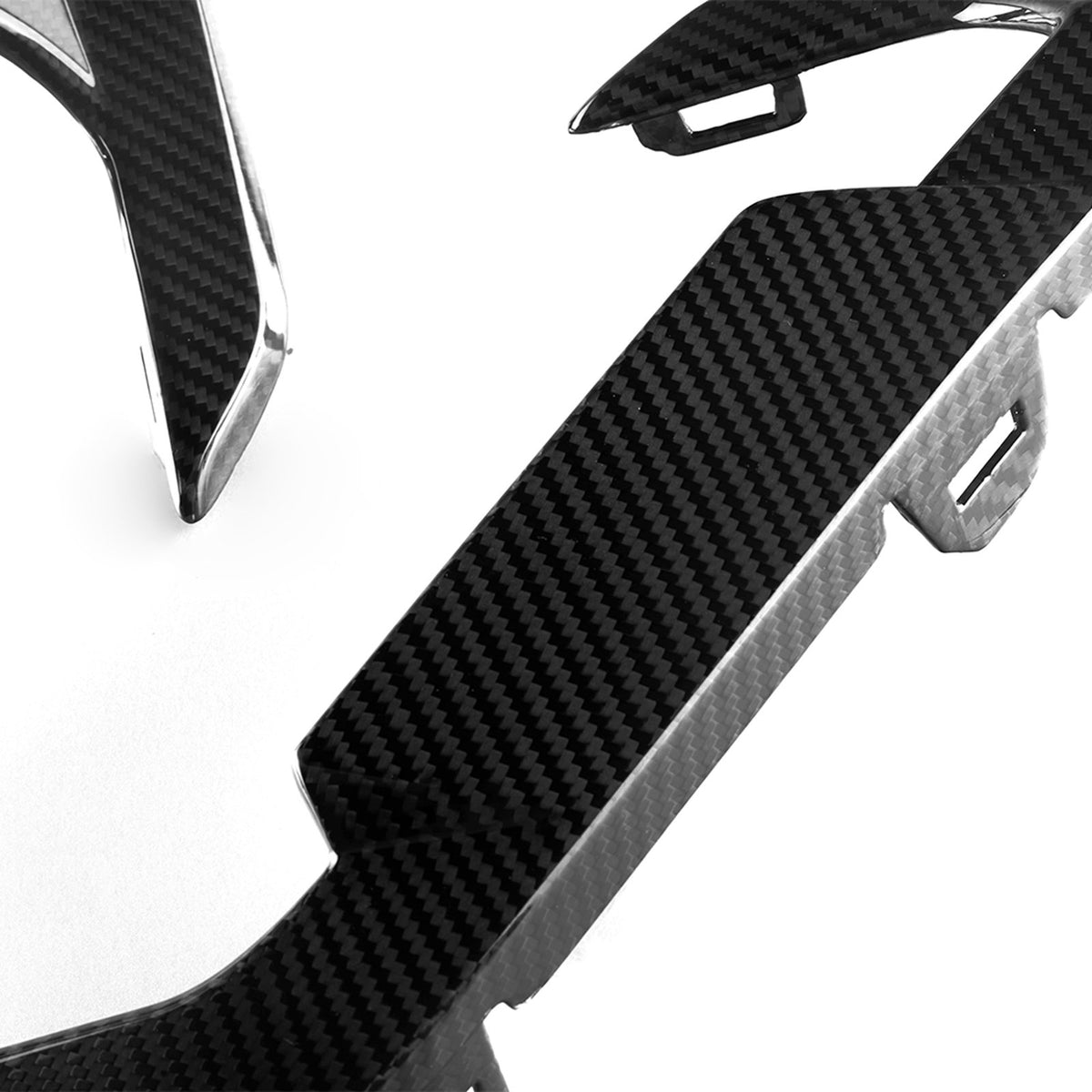 Karbonowe Dekory Błotników BMW X6M LCI F96 SOOQOOO Style (Dry-Carbon)
