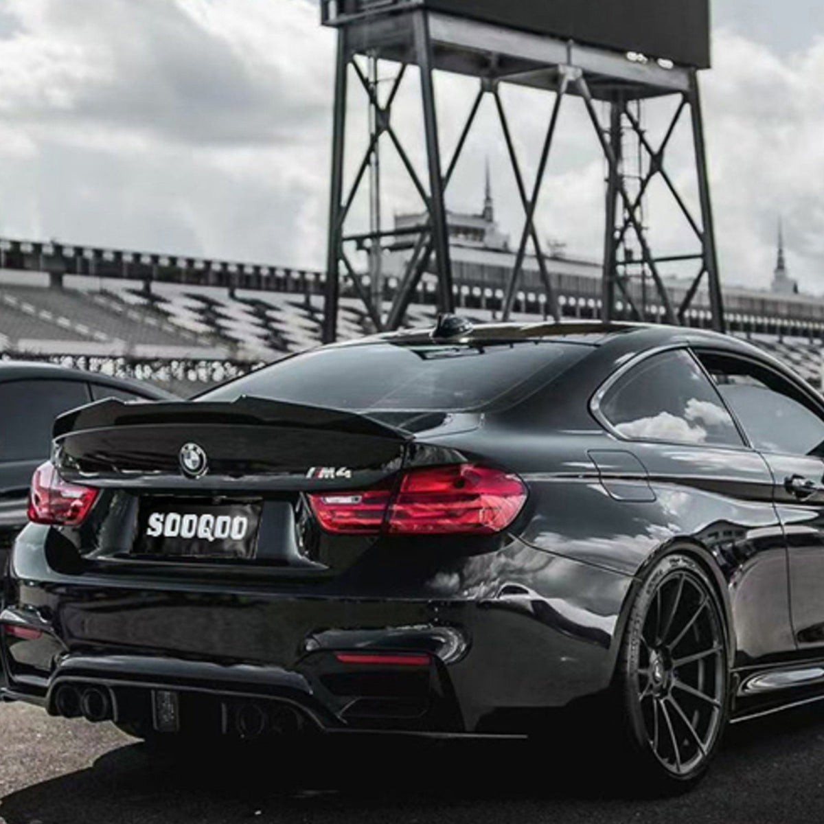 Karbonowe Spoiler na klapę bagażnika BMW F30 F80 PSM Styl (Dry-Carbon)