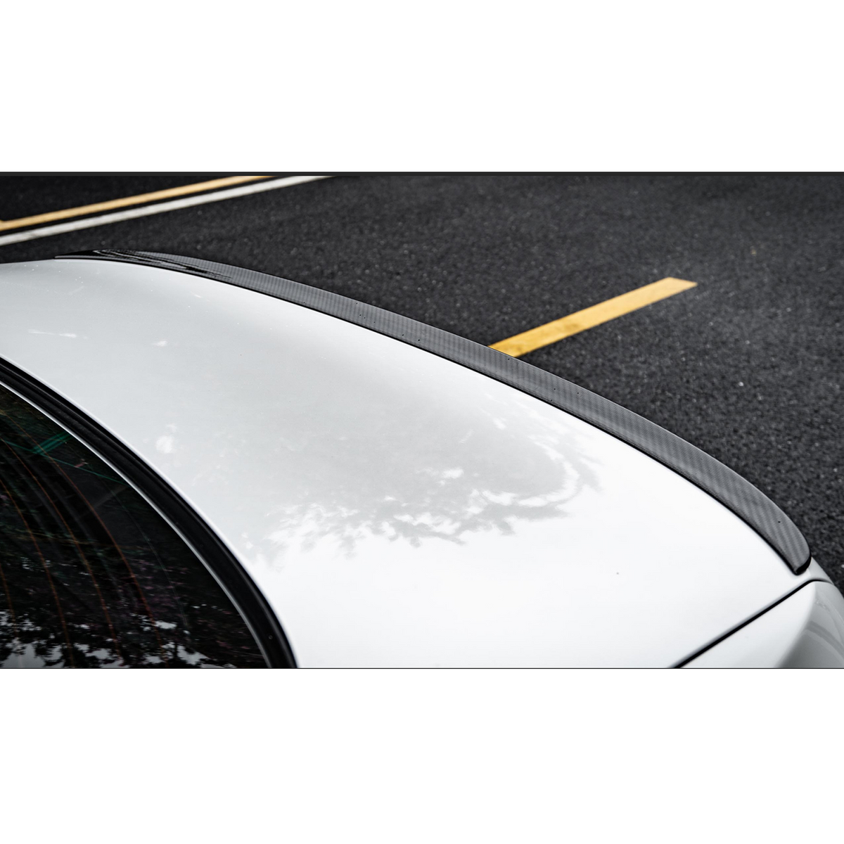 Karbonowy Spoiler Lotka Klapy BMW G30 / F90 M5 Style