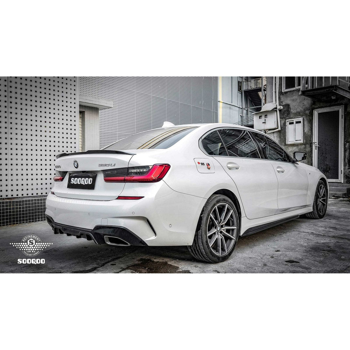 Karbonowe Listwy Progowe BMW G20/G28 Polift M-Performance Styl