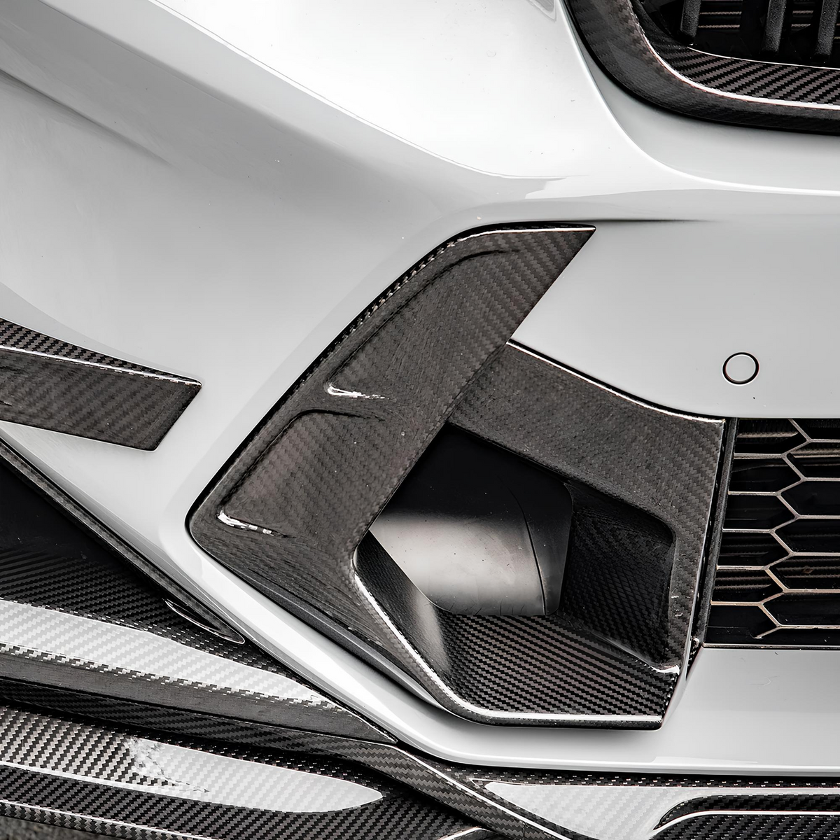 Karbonowe Wloty Powietrza Zderzaka do BMW X3M F97 LCI (2021-2024) SOOQOO Styl