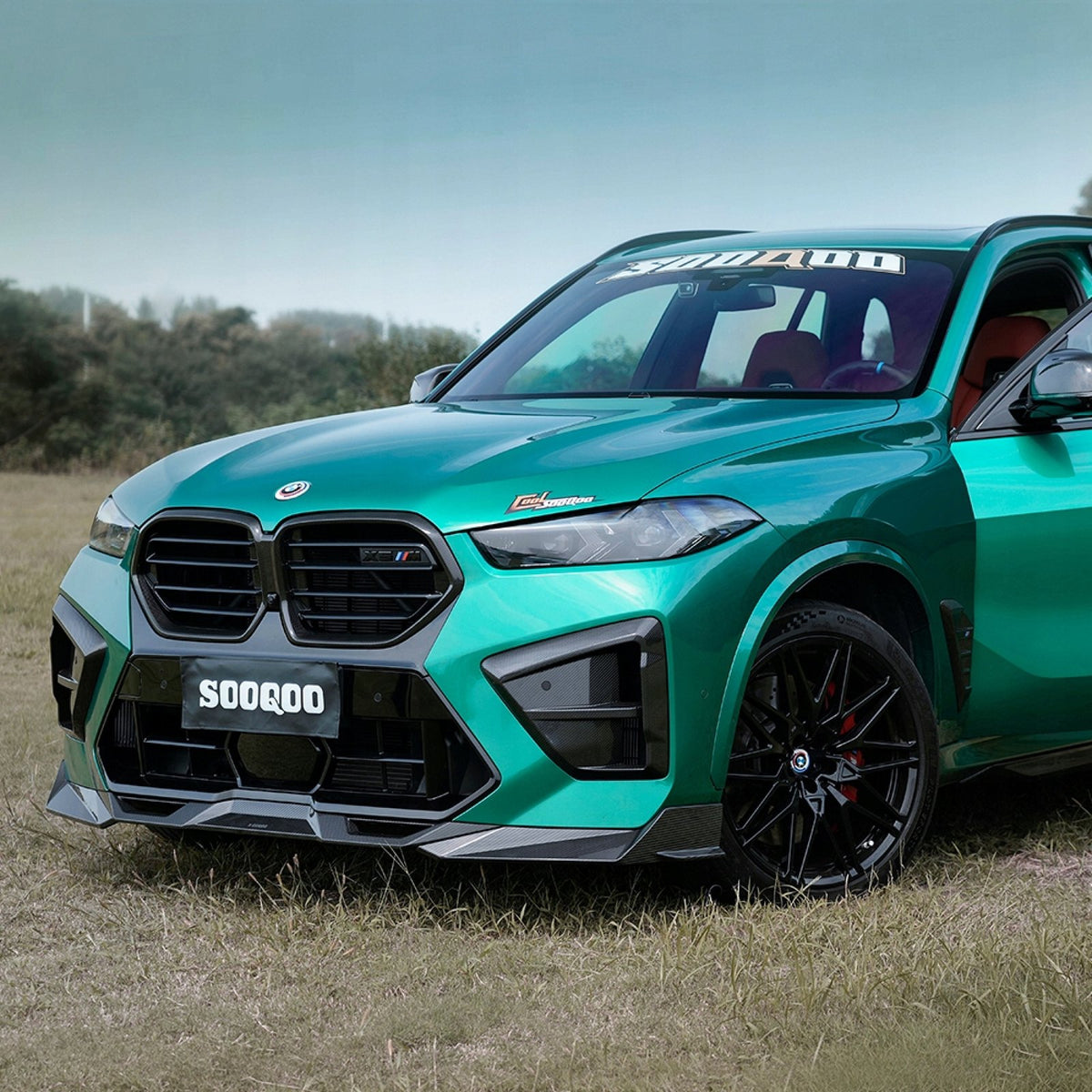 Wloty Powietrza Przedniego Zderzaka BMW X5M F95 LCI / X6M LCI – Styl SQ, Włókno Węglowe Dry Carbon SOOQOO