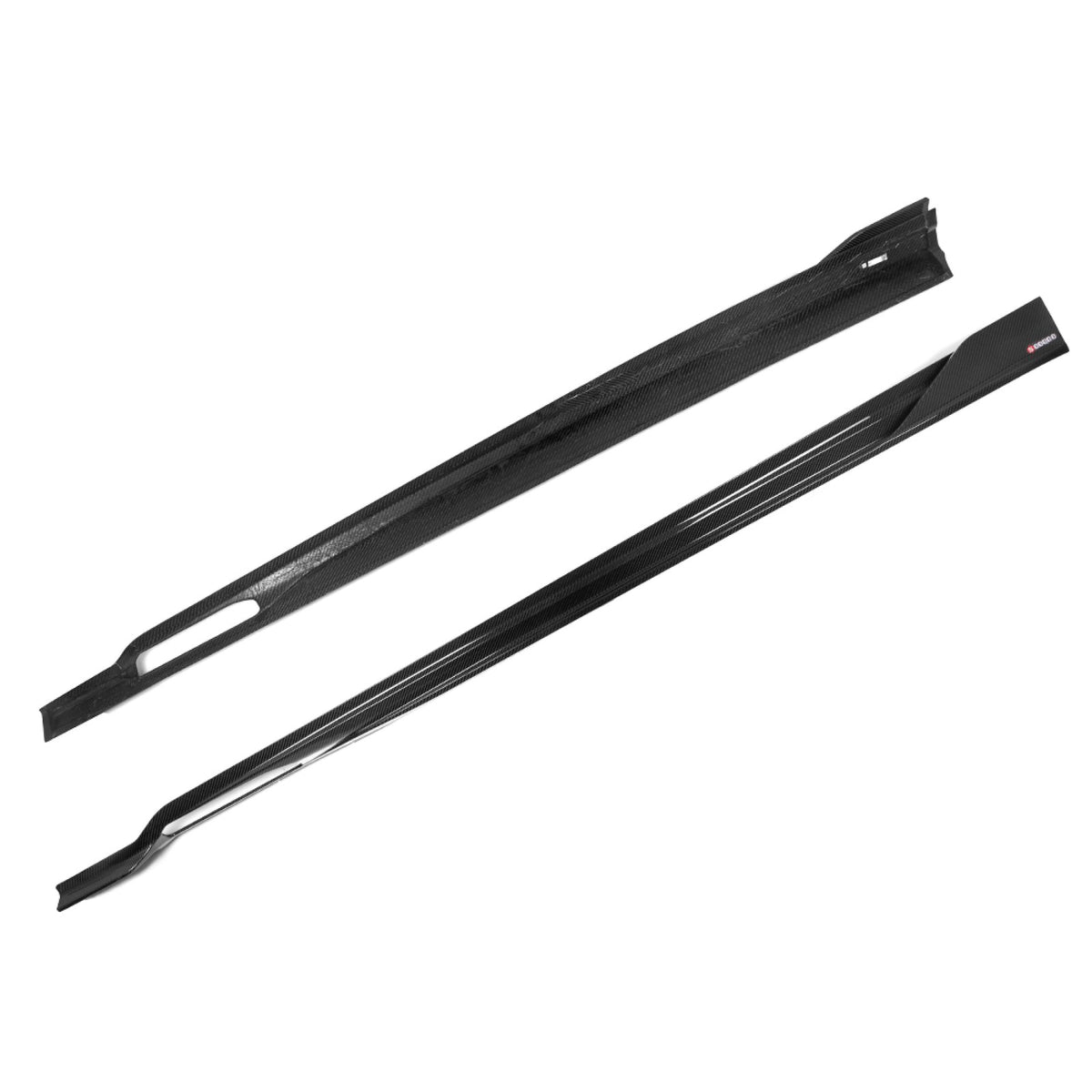 Karbonowe dokładki listwy pod progi do BMW G06/G06 LCI/F96/F96 LCI w stylu SQ