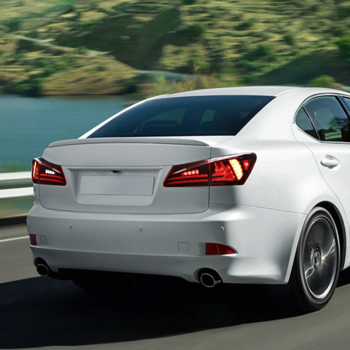 Lampy Tylne Tył Lexus IS250 IS350 ISF IS200d IS220d 2005-2013 Czarwone LED