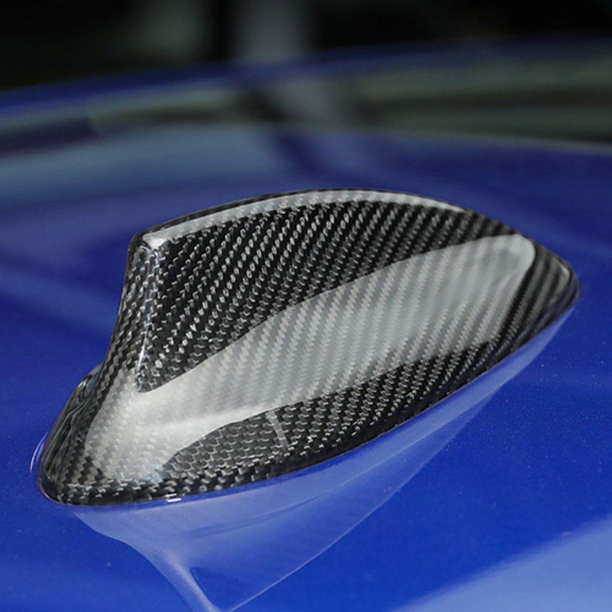 Karbonowa Obudowa Pokrywa Anteny Rekin do BMW F22 F30 F87 F80 F82 G80 G82