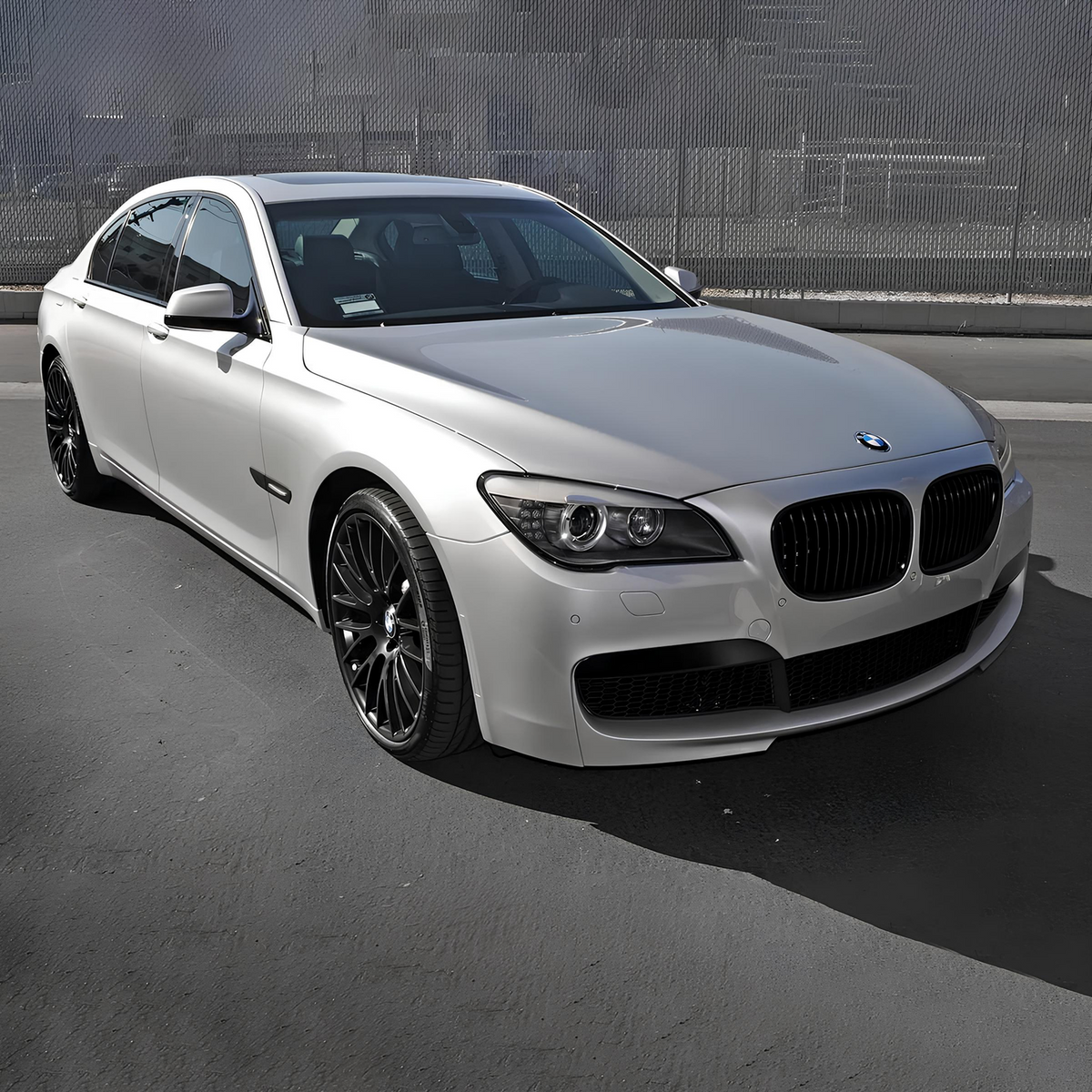 Maska Pokrywa Silnika BMW F01 F02 F04 Aluminiowa 41617204514 NOWA