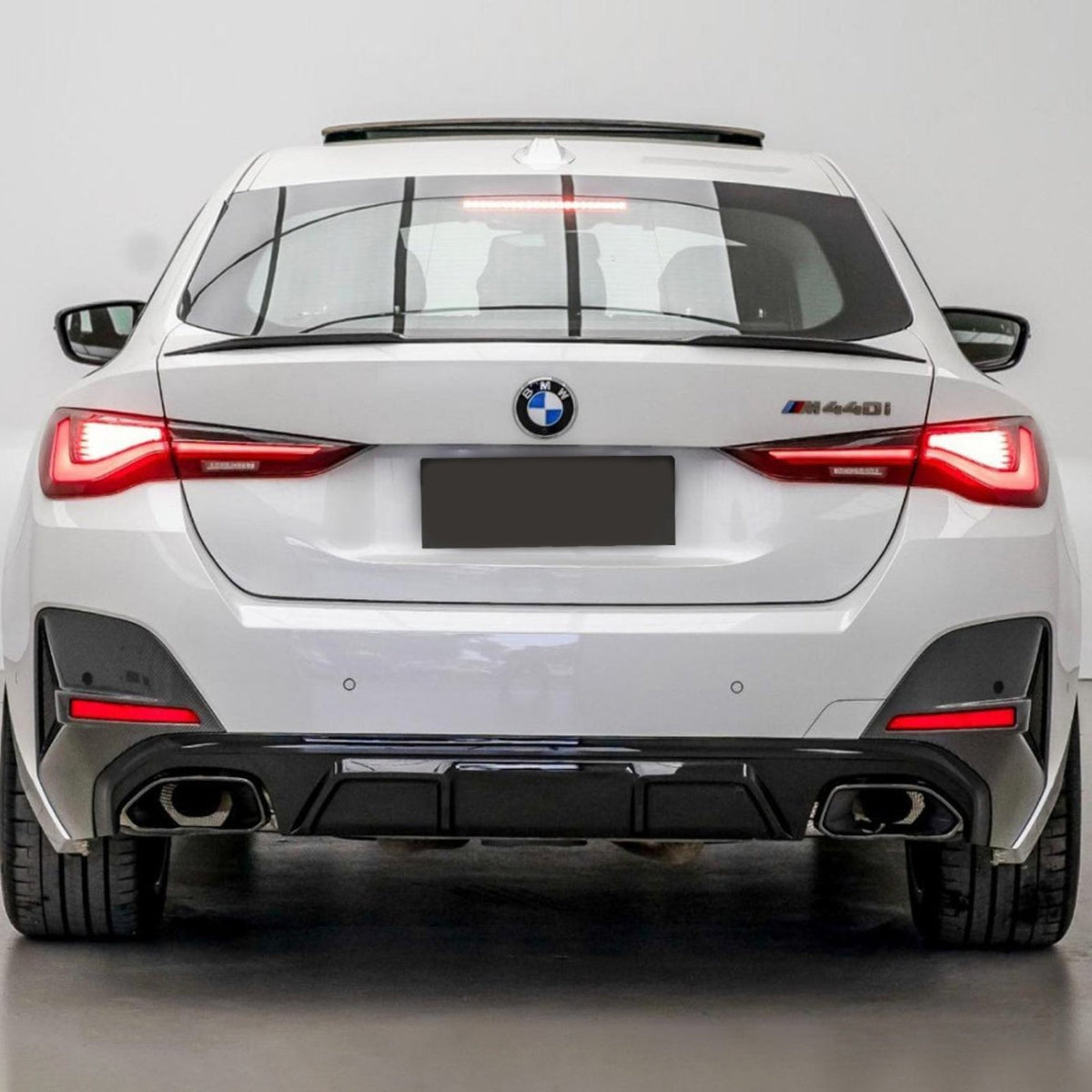 Bodykit BMW G26 M-Tech – Zderzaki + Progi