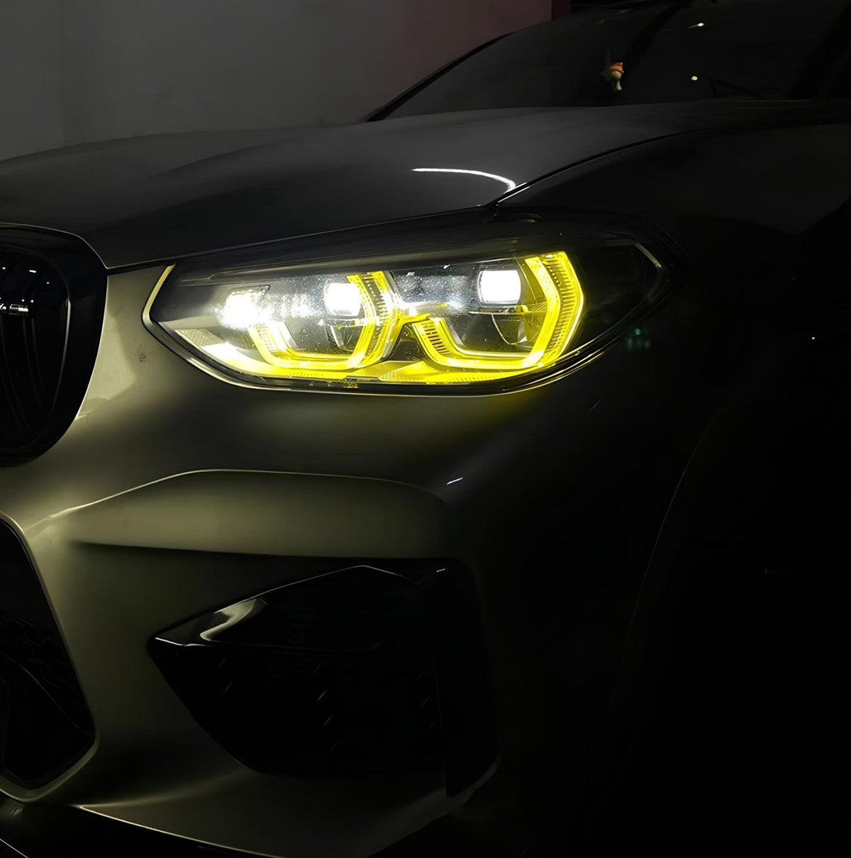 Moduł YELLOW DRL do BMW G01/G02/G08/F97/F98 2017-2021 LED zmiana koloru na żółty