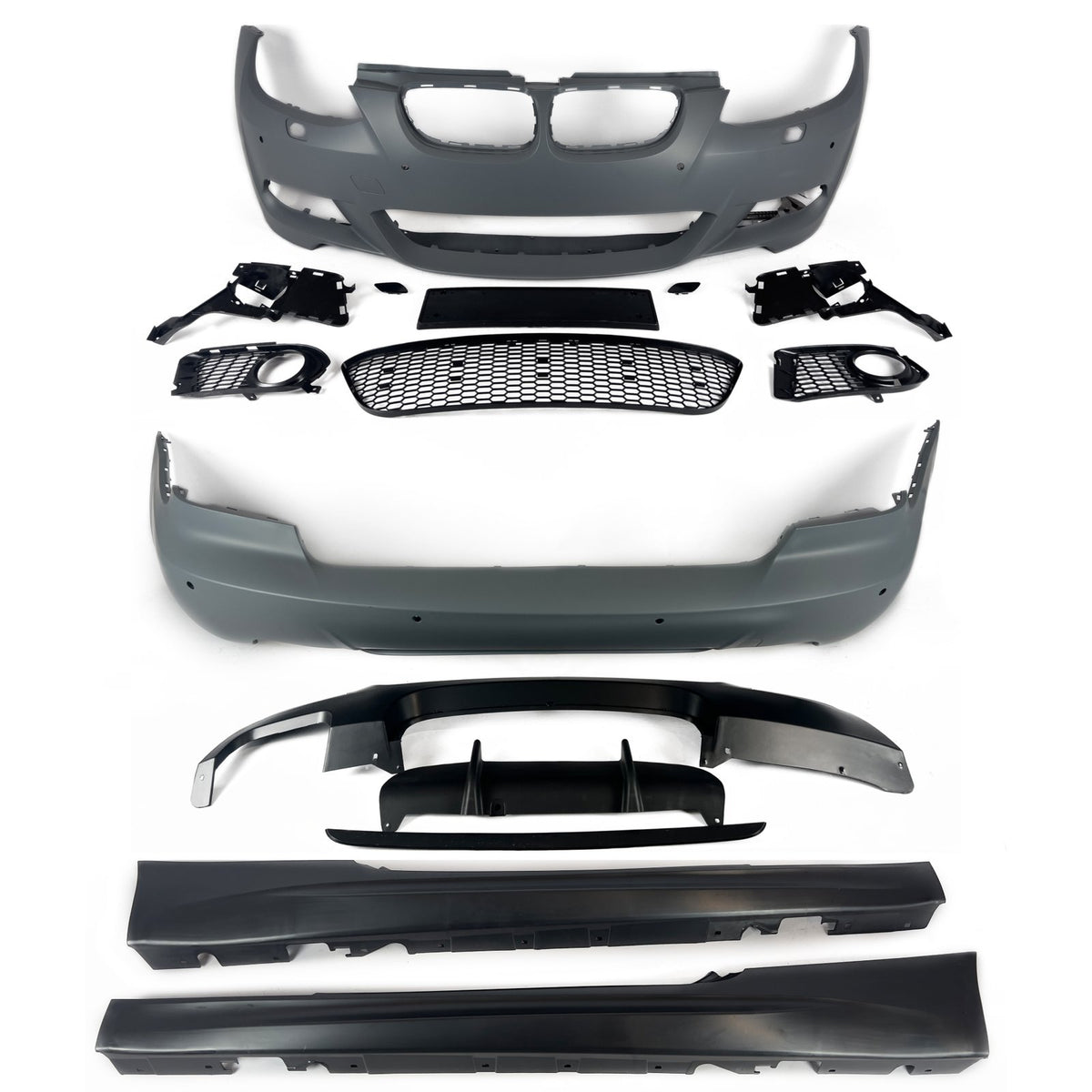 BODY KIT BMW E92 06–09 PRZEDLIFT M PAKIET – ZDERZAK PRZÓD + TYŁ + PROGI