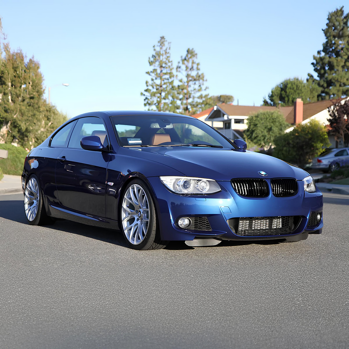 Atrapa Nerki Grill BMW Serii 3 E92 / E93 LCI (2010–2013) | 1 ŻEBRO | Czarny Połysk
