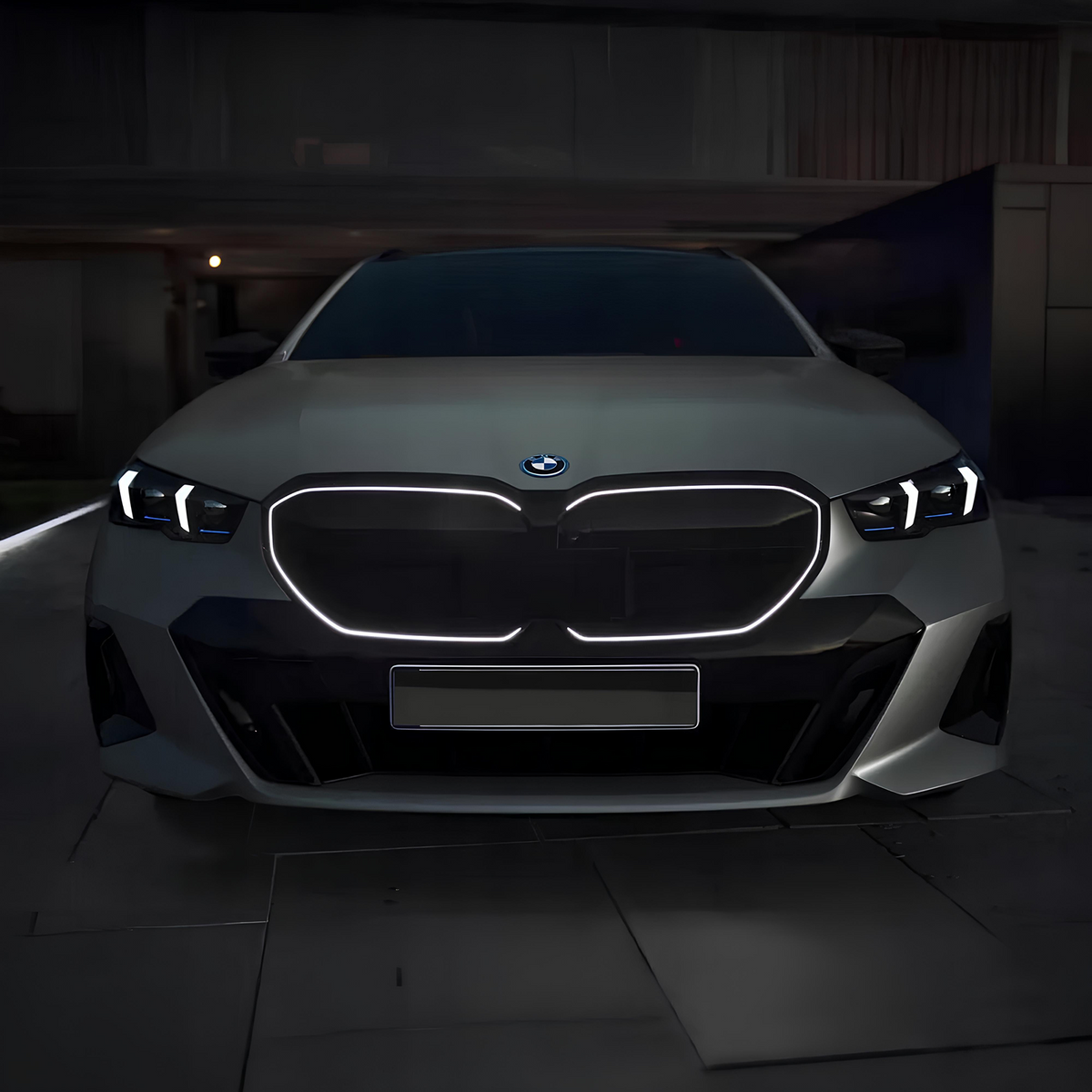 Atrapa Nerki Grill BMW Seria 5 G60 / G61 (2023–ON) LED Iconic Glow Czarny Połysk M-Style
