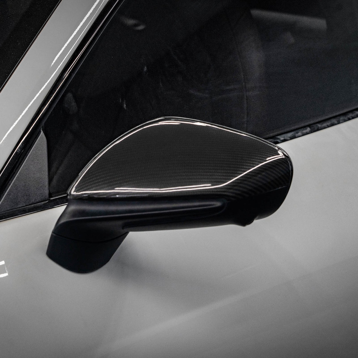 Karbonowe Nakładki na Lusterka Porsche 9J1 Taycan / 911 992 (2019-2023) – Styl OEM/Carbon Fiber
