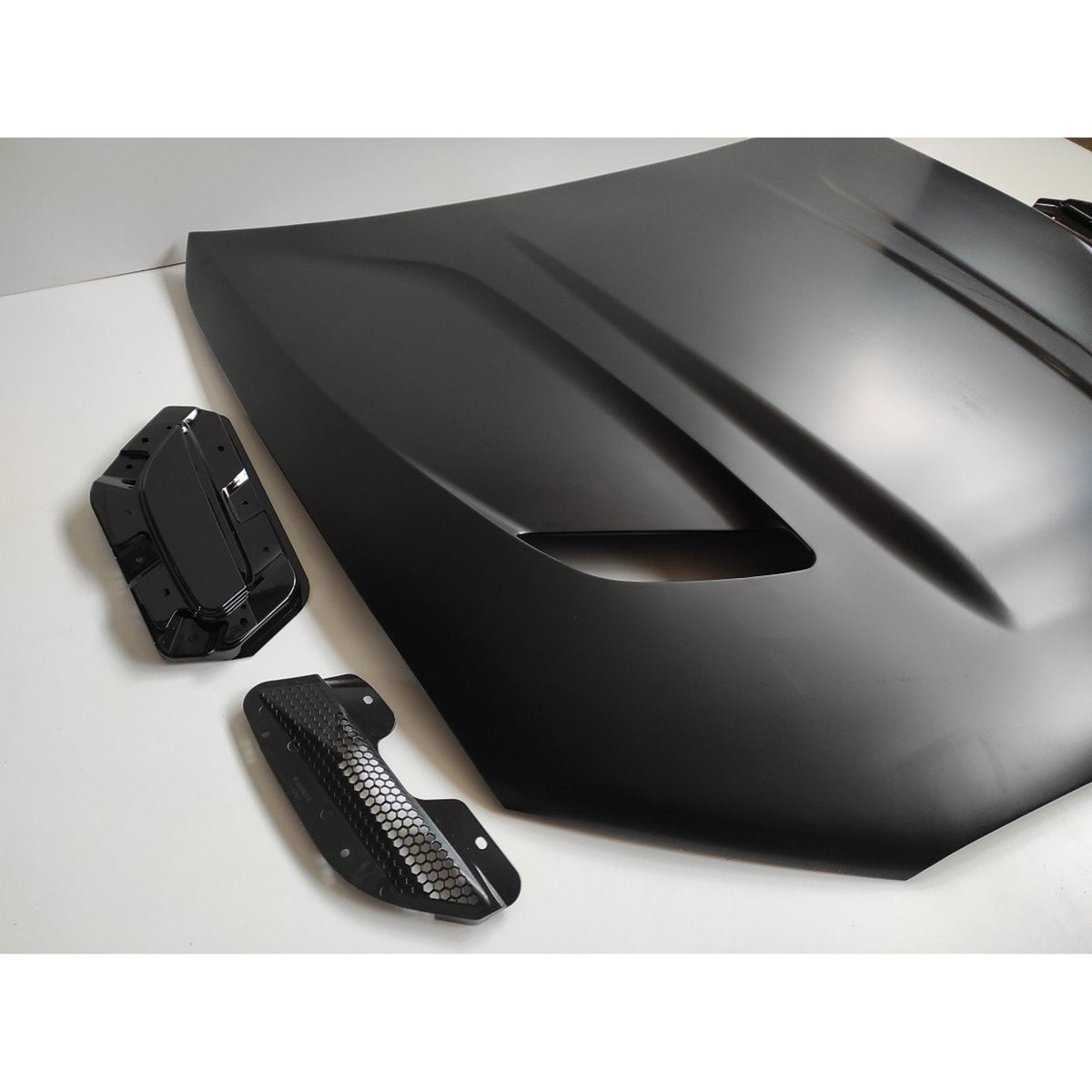 Maska Pokrywa Silinika BMW G30 G31 F90 M5CS Style Aluminiowa 41007440427