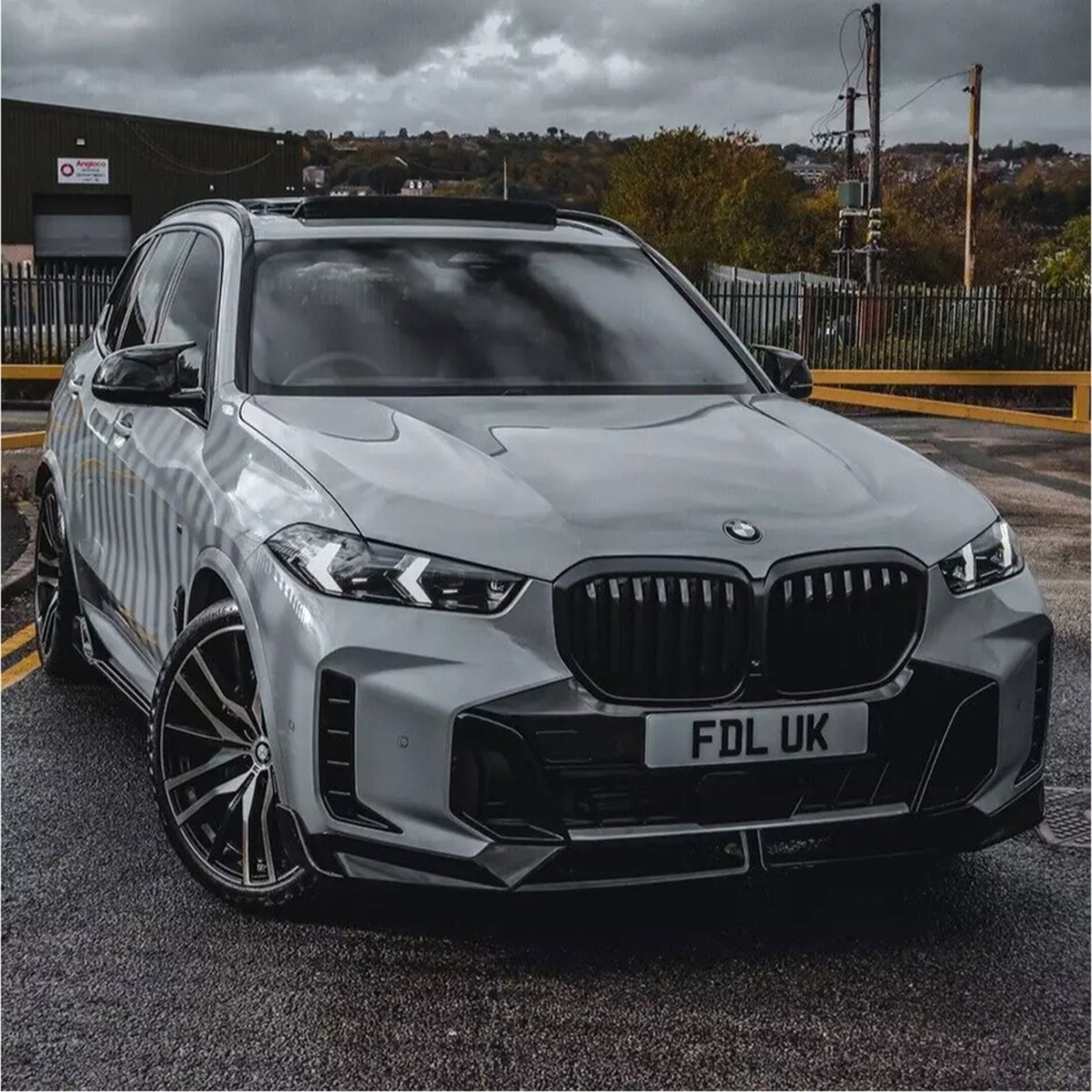 Aerokit (Zestaw dokładek) BMW X5 G05 LCI M-Performance Style Czarny Połysk (2023–2025)