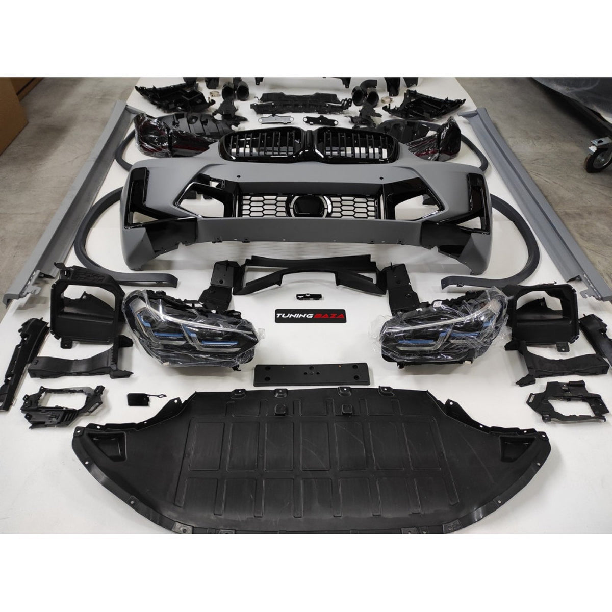 Bodykit BMW X3 G01 18-20 X3M F97 Look + Lampy Przód/Tył + Końcówki Wydechu