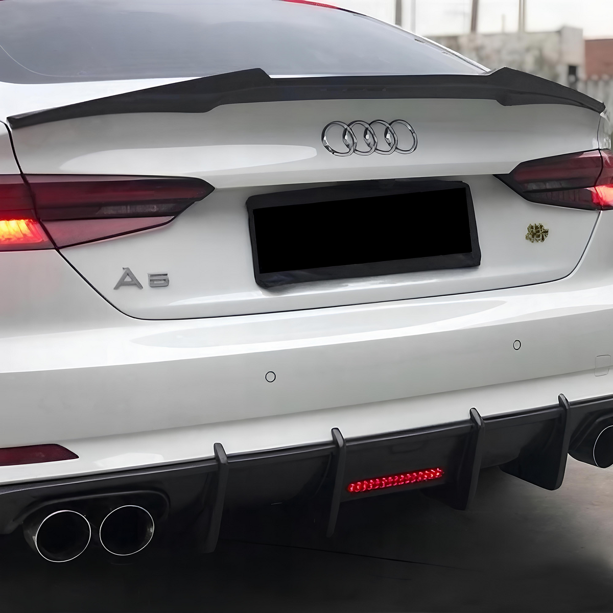 Spoiler Lotka Klapy Audi A5 / S5 F5 (2016-2025) Sportback / Coupe M4-Style Czarny Połysk