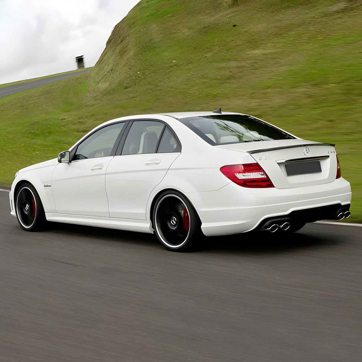 Spoiler Lotka Klapy Mercedes C-Klasa W204 / C63AMG (2007–2014) AMG-Style Czarny Połysk