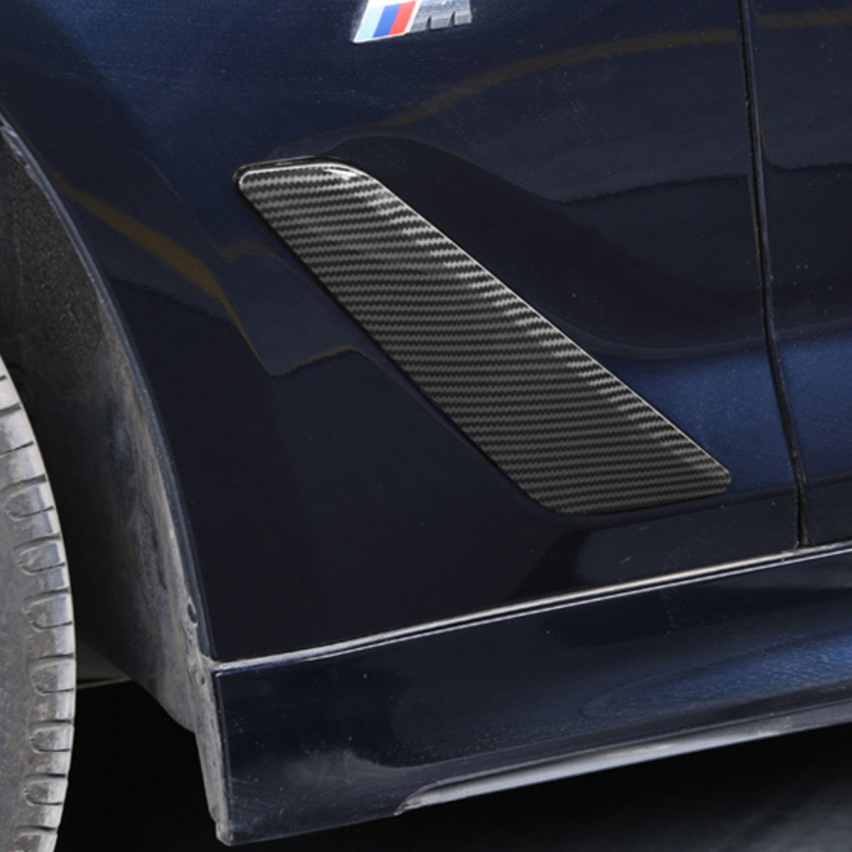 Karbonowe Dekory Błotników BMW G30 / G31 2017–2023 OEM Style (Dry‑Carbon)