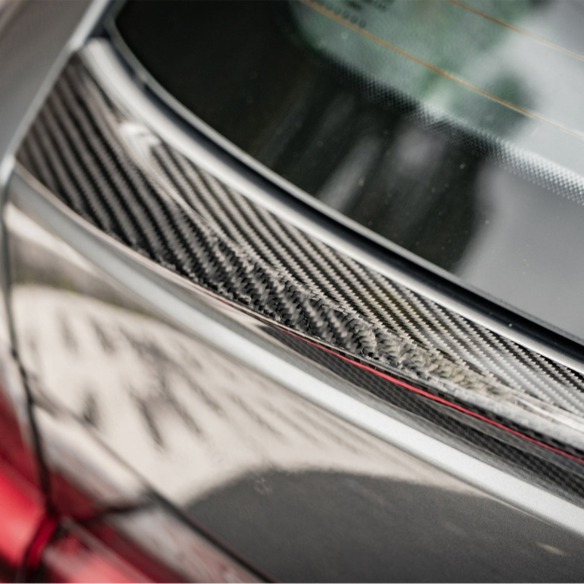 Karbonowy Spoiler na klapę bagażnika BMW G81 M-Style Carbon