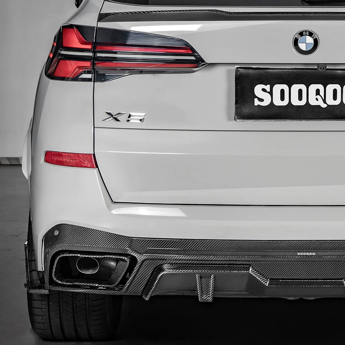 Karbonowy Dyfuzor Tylnu BMW X5 G05 (2018-ON) SOOQOO-Style