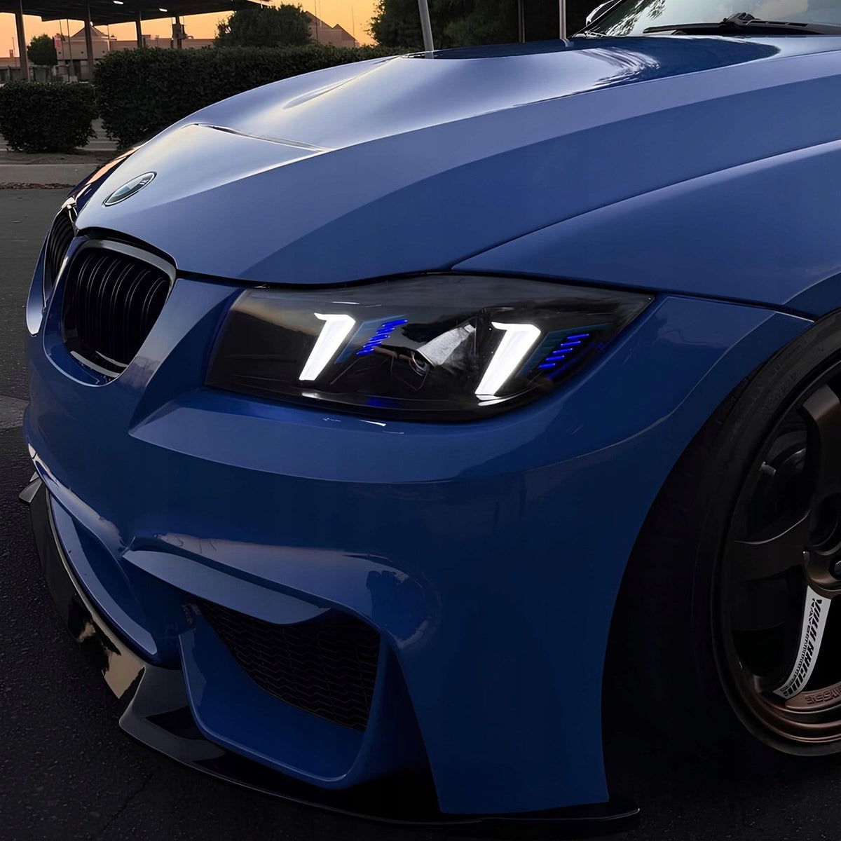 Reflektory LED Snake Eyes do BMW Serii 3 E90 / E91 05–2012 dla wersji Xenon