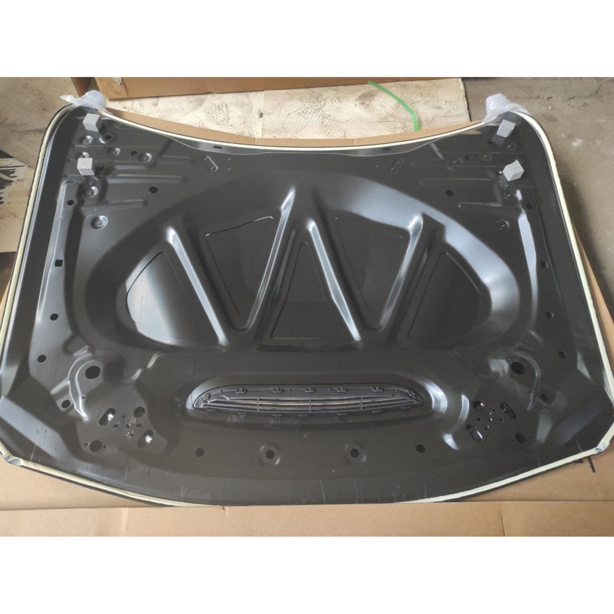 Maska Pokrywa Silnika Przednia Aluminiowa GTS Style do BMW F30/F31/F32/F33/F36