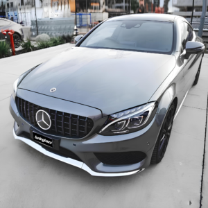 Atrapa Grill Mercedes C-Klasa W205 GT Style Czarny Połysk z Kamerą (2014–2018) - obrazek 3