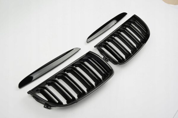 Atrapa Nerki Grill BMW 3 E90 E91 (2005-2008) PRE-LCI M3 Style Czarny Połysk - obrazek 5