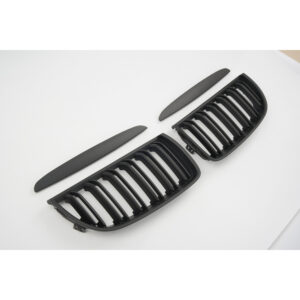 Grill Nerki BMW E90/E91 Czarny Mattowy - obrazek 2