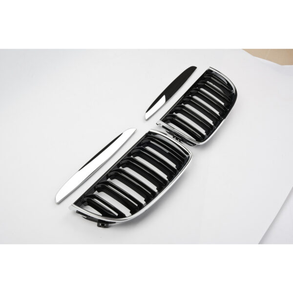 Grill Nerki BMW E90 E91 Czarny Połysk + Chrom - obrazek 2