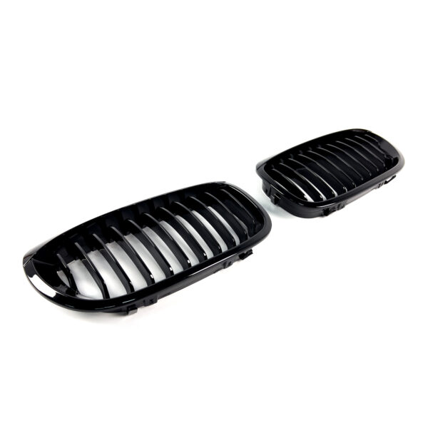 Grill Nerki BMW Seria 3 E46 Coupe Cabrio Lift MP Style Czarny Połysk - obrazek 2