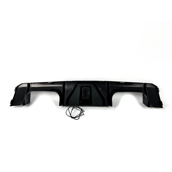 Dyfuzor BMW G80 G82 G83 MP Style LED Czarny Połysk - obrazek 4