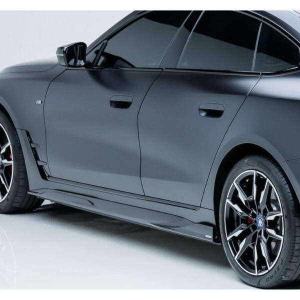 Karbonowe Progi BMW i4 G26 SQ Style - obrazek 6