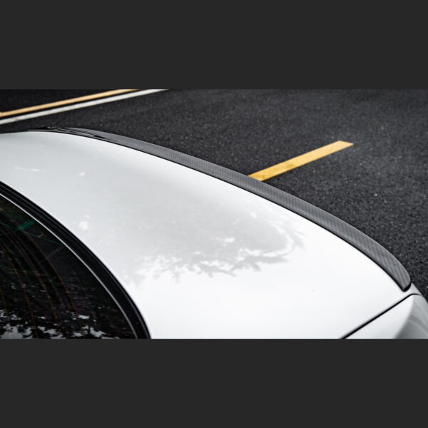 Karbonowy Spoiler Lotka Klapy BMW G30 F90 M5 Style - obrazek 10