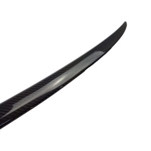 Karbonowy Spoiler Lotka Klapy BMW G70 MP Style - obrazek 3