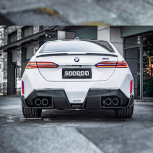 Karbonowa Lotka Klapy do BMW G60 i5 / G90 M-Performance Style (Dry-Carbon) - obrazek 7