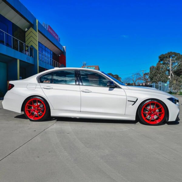 Progi Boczne BMW F30 M3 Styl – Materiał PP - obrazek 5