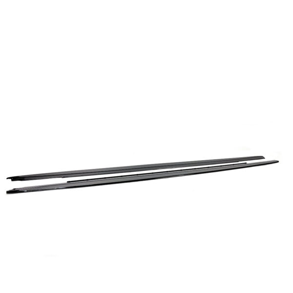 Dokładki listwy pod progi BMW G30 G31 MP Style Czarny Połysk - obrazek 4