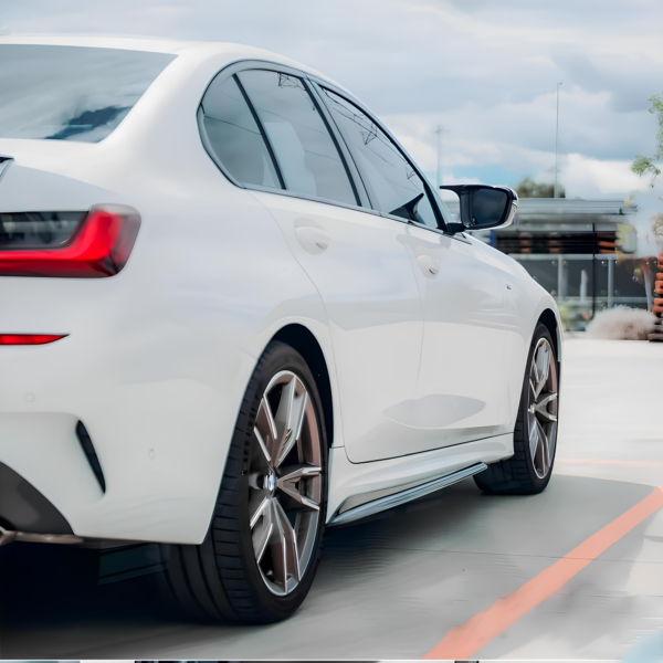 Dokładki (listwy) pod progi BMW G20/G21 MP Style Czarny Połysk - obrazek 8