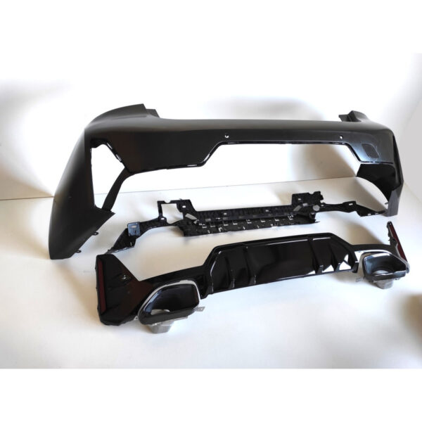 Bodykit BMW G20 LCI – Zderzaki + Progi + Grill + Dyfuzor + Końcówki wydechu + Lampy przednie - obrazek 3