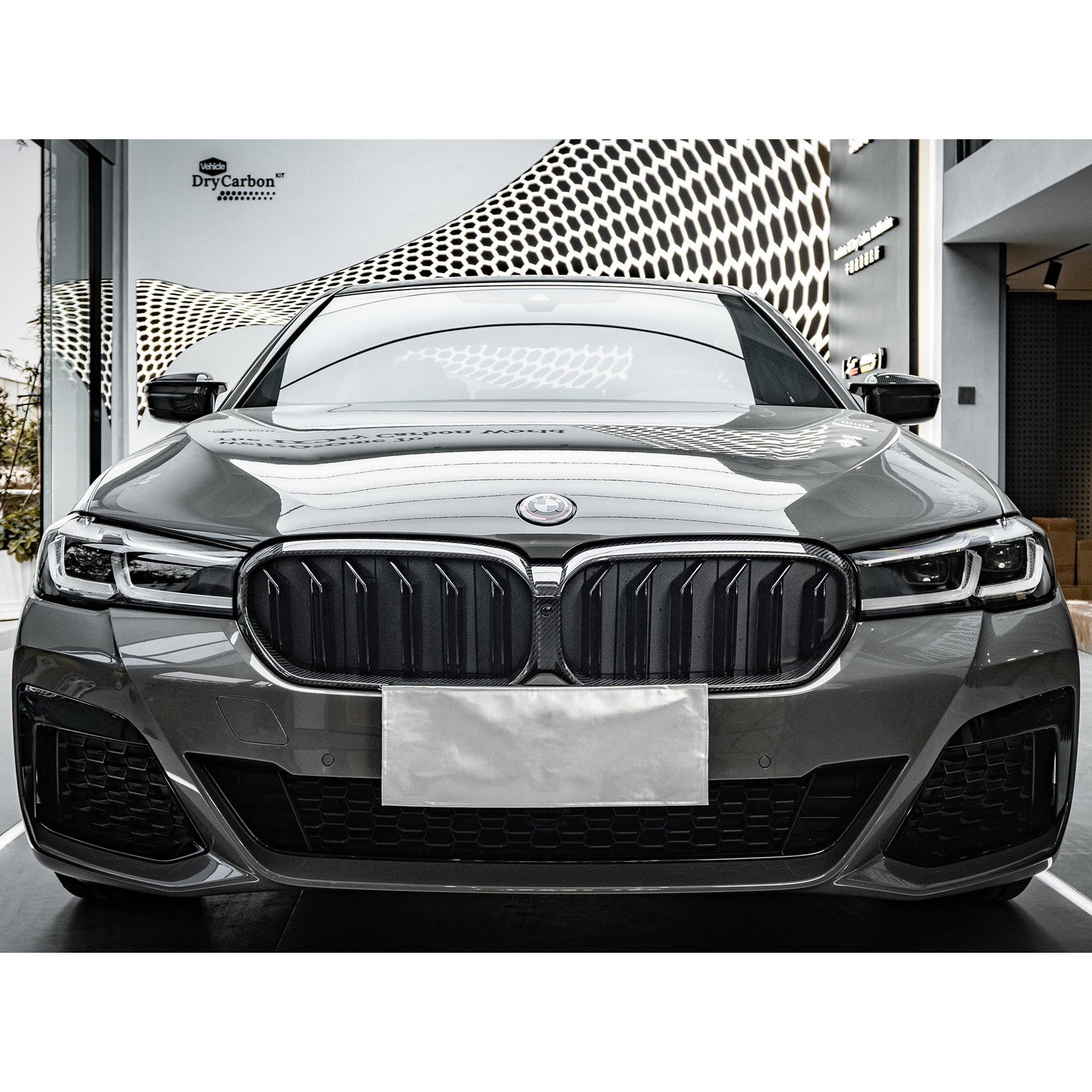 Karbonowa Atrapa Nerki Grill BMW G30 / G31 (2020-2023) LCI M5 Style - obrazek 10